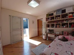 Casa de Condomínio com 3 Quartos à venda, 340m² no Granja Viana, Embu das Artes - Foto 42