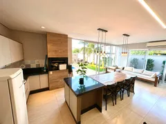 Casa com 4 Quartos à venda, 306m² no Jardim Imperial, Cuiabá - Foto 2