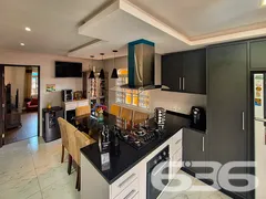 Casa com 3 Quartos à venda, 186m² no Guanabara, Joinville - Foto 5