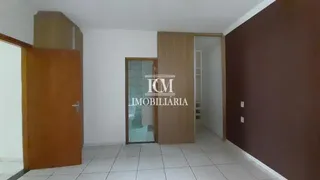 Casa de Condomínio com 3 Quartos à venda, 160m² no Taiaman, Uberlândia - Foto 11