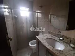 Casa com 3 Quartos à venda, 200m² no Jardim Finotti, Uberlândia - Foto 11