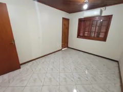 Casa com 3 Quartos à venda, 149m² no Vila Nova, Porto Alegre - Foto 2
