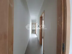 Casa com 3 Quartos à venda, 75m² no Laranjeiras, Uberlândia - Foto 4