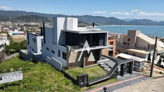 Casa com 4 Quartos à venda, 320m² no Panoramico, Garopaba - Foto 20