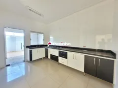 Casa de Condomínio com 3 Quartos à venda, 275m² no Parque Residencial Roland, Limeira - Foto 2