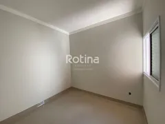 Casa com 3 Quartos à venda, 75m² no Novo Mundo, Uberlândia - Foto 4