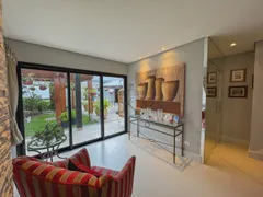 Casa de Condomínio com 3 Quartos à venda, 380m² no Parque Residencial Aquarius, São José dos Campos - Foto 8