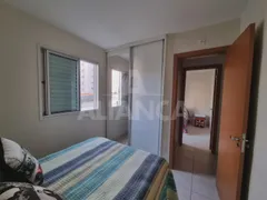 Apartamento com 3 Quartos à venda, 73m² no Tubalina, Uberlândia - Foto 13