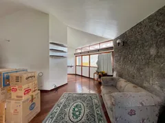 Casa com 3 Quartos à venda, 147m² no Iúcas, Teresópolis - Foto 2
