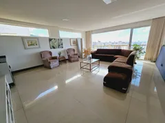 Casa com 6 Quartos à venda, 471m² no Sion, Belo Horizonte - Foto 2