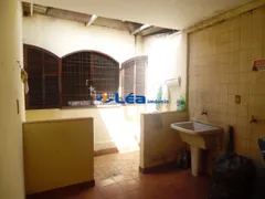 Casa Comercial com 2 Quartos para alugar, 122m² no Vila Figueira, Suzano - Foto 11