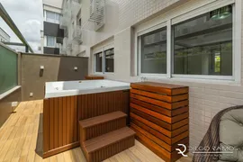 Apartamento com 3 Quartos à venda, 270m² no Vila Jardim, Porto Alegre - Foto 24