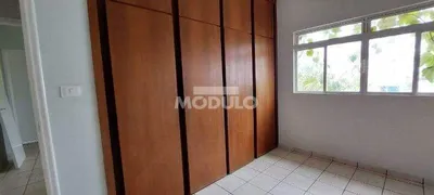 Casa Comercial com 3 Quartos para alugar, 195m² no Tabajaras, Uberlândia - Foto 3