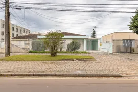 Casa com 4 Quartos para venda ou aluguel, 412m² no Cristo Rei, Curitiba - Foto 2