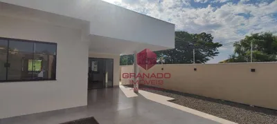 Casa com 3 Quartos para alugar, 100m² no Jardim Rebouças, Maringá - Foto 2