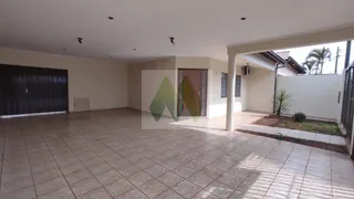 Casa com 4 Quartos à venda, 240m² no Jardim Paraiso II, Botucatu - Foto 2