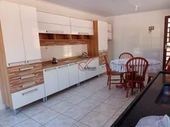 Fazenda / Sítio / Chácara com 2 Quartos para venda ou aluguel, 160m² no Registro, Taubaté - Foto 6