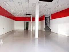 Loja / Salão / Ponto Comercial para alugar, 480m² no Centro, São Gonçalo - Foto 4