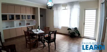 Casa de Vila com 5 Quartos à venda, 320m² no Vila Sao Luiz, Valinhos - Foto 29