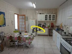 Casa com 3 Quartos à venda, 320m² no Jardim São Miguel, Cotia - Foto 24