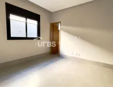 Casa de Condomínio com 4 Quartos à venda, 253m² no PORTAL DO SOL GREEN, Goiânia - Foto 3