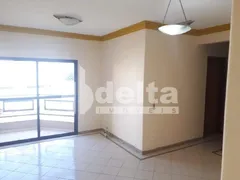 Apartamento com 3 Quartos para alugar, 96m² no Santa Mônica, Uberlândia - Foto 2