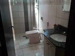 Apartamento com 4 Quartos à venda, 280m² no Santa Maria, Uberlândia - Foto 17