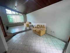 Casa com 3 Quartos para alugar, 230m² no Granja Olga, Sorocaba - Foto 4