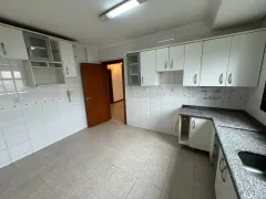 Apartamento com 3 Quartos para alugar, 200m² no Centro, Canoas - Foto 14