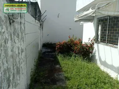 Casa com 6 Quartos para alugar, 257m² no Joaquim Tavora, Fortaleza - Foto 20