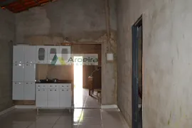 Casa com 3 Quartos à venda, 210m² no Conjunto Habitacional Madre Germana II, Goiânia - Foto 17