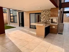 Casa com 3 Quartos à venda, 360m² no Vale do Sol, Nova Lima - Foto 2
