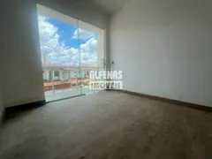 Casa com 3 Quartos à venda, 106m² no Eldorado, Contagem - Foto 1