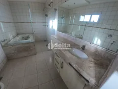 Casa de Condomínio com 4 Quartos à venda, 313m² no Morada da Colina, Uberlândia - Foto 10