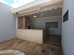 Casa Comercial com 3 Quartos à venda, 214m² no Centro, Catanduva - Foto 19