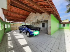 Casa com 3 Quartos à venda, 185m² no Balneario Itaguai, Mongaguá - Foto 2