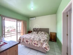 Casa com 4 Quartos à venda, 218m² no Floresta, Estância Velha - Foto 23