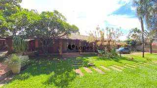Fazenda / Sítio / Chácara com 3 Quartos para alugar, 530m² no Parque Buriti, Goiânia - Foto 2