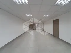 Conjunto Comercial / Sala para alugar, 75m² no Centro, Canoas - Foto 15