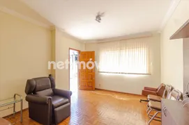 Casa com 3 Quartos à venda, 192m² no Pompéia, Belo Horizonte - Foto 9