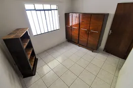 Casa com 4 Quartos para alugar, 170m² no Capão Raso, Curitiba - Foto 15