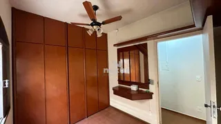 Casa com 3 Quartos à venda, 250m² no Saraiva, Uberlândia - Foto 6