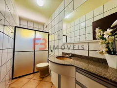 Casa com 2 Quartos para alugar, 120m² no Bombas, Bombinhas - Foto 8