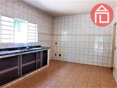 Fazenda / Sítio / Chácara com 4 Quartos à venda, 330m² no Guaripocaba, Bragança Paulista - Foto 30