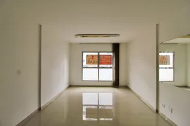 Conjunto Comercial / Sala para alugar, 28m² no Centro, Curitiba - Foto 4