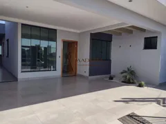 Casa com 3 Quartos à venda, 125m² no Zona 31, Maringá - Foto 3