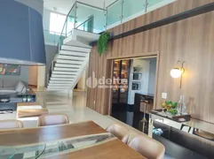 Casa com 4 Quartos à venda, 362m² no Morada da Colina, Uberlândia - Foto 6