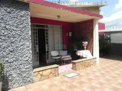 Casa com 2 Quartos à venda, 400m² no Caiçaras, Belo Horizonte - Foto 2