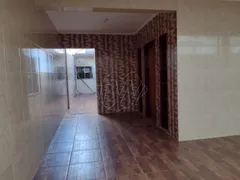 Casa com 3 Quartos à venda, 139m² no Conjunto Habitacional Victorio de Santi, Araraquara - Foto 3