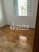 Casa com 3 Quartos à venda, 180m² no Custódio Pereira, Uberlândia - Foto 12